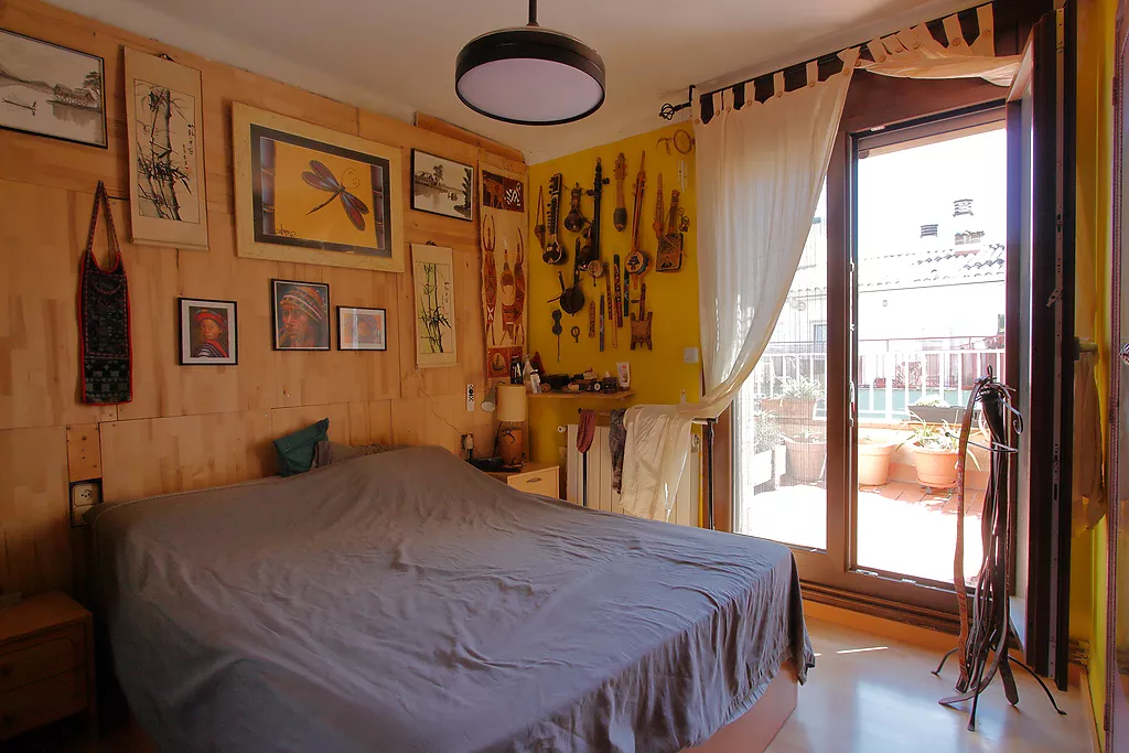Autèntic àtic a Girona